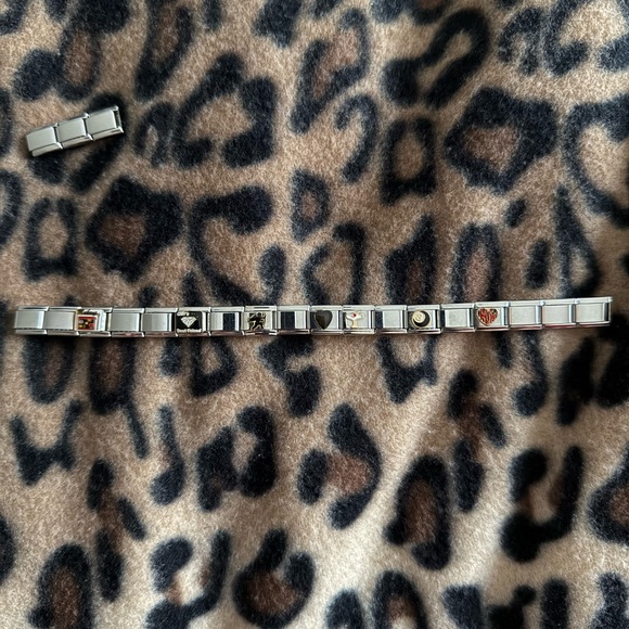 2000s Italian Charm Bracelet - Picture 6 of 13